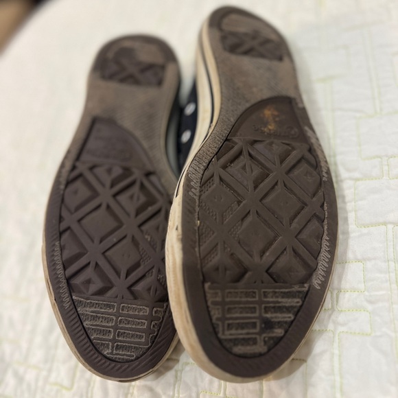 CLEARANCE
3 Pairs of Converse Size 8 Shoes | Red, Black and White - Picture 6 of 16